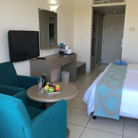 酒店 阿凡提酒店 Paphos