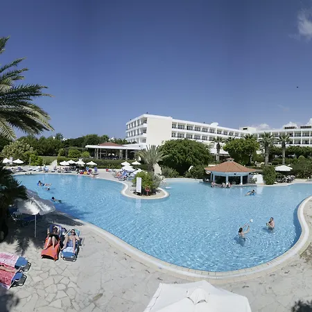 Avanti Hotel 4*