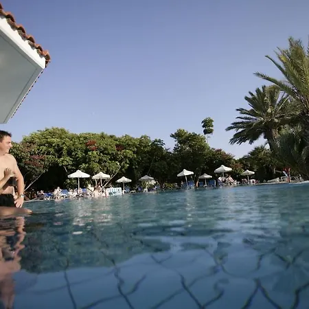 Avanti Hotel Paphos